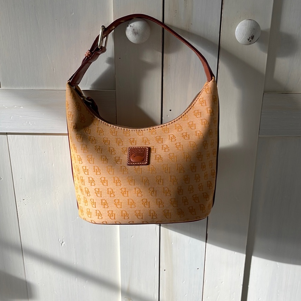 Dooney Bourke purse